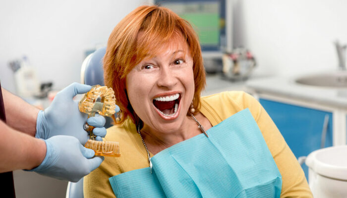 14 mistakes to avoid after a dental implant procedure