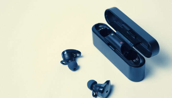 10 mistakes to avoid while using wireless earbuds