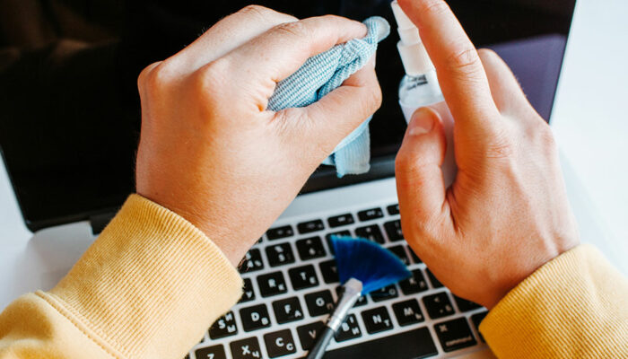 12 mistakes to avoid when cleaning laptops and computers