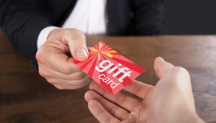 5 mistakes to avoid when buying gift cards
